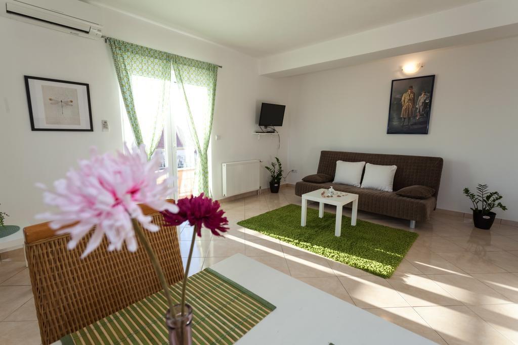 Apartments Lara & Luka Zadar Habitación foto