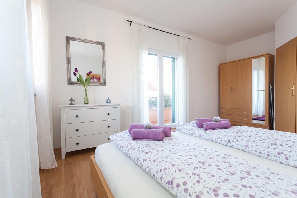 Apartments Lara & Luka Zadar Habitación foto